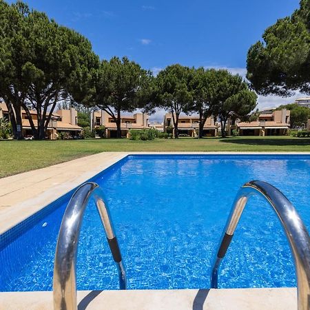Casa De Ferias Com Piscina - Condominio Vilamouratenis Ngoại thất bức ảnh